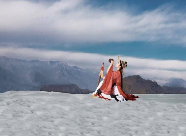 金庸笔下最经典的7部小说：初读是江湖，再读是人生