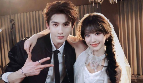 嘴亲了，婚纱照拍了，还不官宣吗？