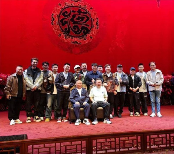 德云社闯沪开业即炸场，上海被这波京味烟火狠狠拿捏了