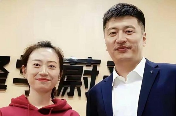 曝张雪峰已立遗嘱，遗产由女儿张姩菡单独继承，遗嘱立于去年3月