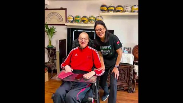 郎平回国6天赴沪探望周苏红前夫汤淼，18年持续关怀