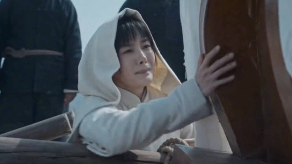 这种演技真的可以驾驭历史正剧，还是巨女主？终于知道为什么演员要找原生脸了