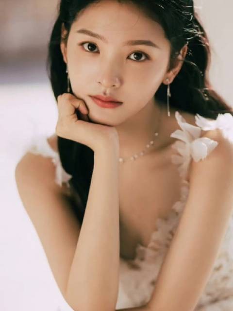 章若楠那么火是有原因的 人美情商高,反应可真快了! 不撕不撕