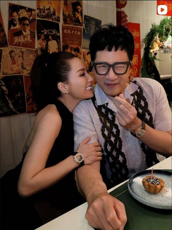 TVB模范夫妻结婚18年高调放闪,自曝还未领证,再现经典角色