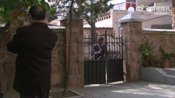 公婆以为儿媳是穷人出身,不料见到亲家,才明白啥叫有钱人!