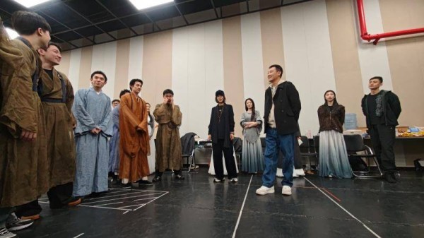 探班《青蛇》,辛柏青“回家”