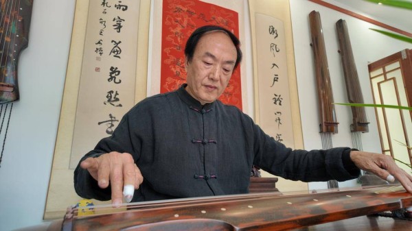 传承者|琴藏儒风雅韵,杨景河以半生坚守让千年仲尼琴音不绝