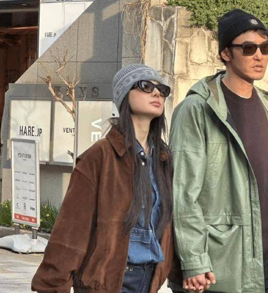 顶级浪子有新恋情了！