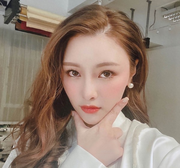 突发！香港知名女星被控涉嫌诈骗，开空头支票欠债上百万