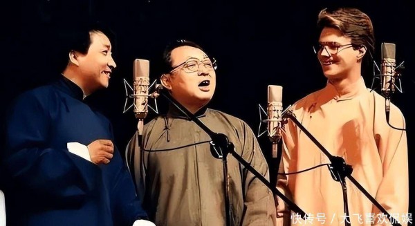 冯巩一句话点醒大山退圈?61岁定居加拿大,把唐诗唱成脱口秀炸场了