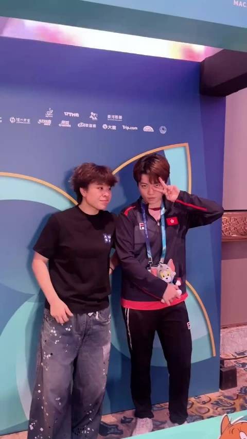 阿杜表示已疯 迪姐:非常有缘啊~这per 手 什么per玩意儿