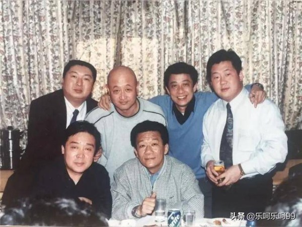 相声圈认干爹最多的不是他，而是名气更大的，郭德纲只能屈居第三