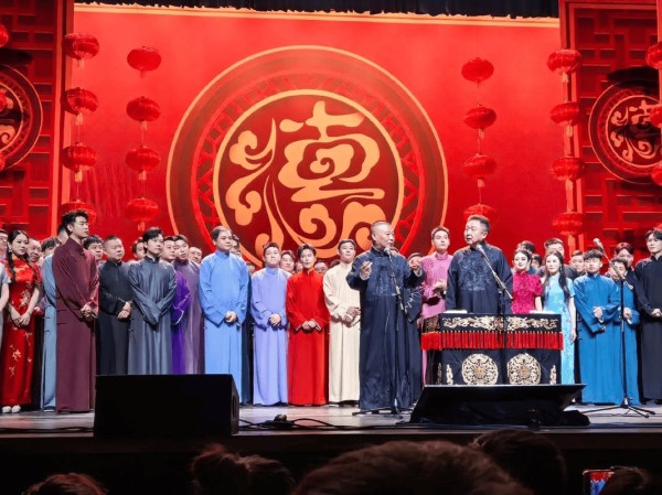 郭德纲“相声不搞笑就太搞笑了”，反对声音被打脸，太解气