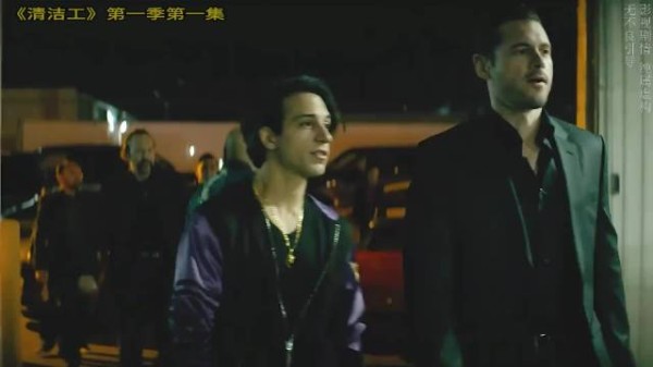 大名鼎鼎的黑二代，只是随手丟了个易拉罐，就被他三叔一顿臭骂