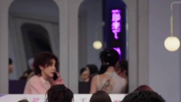 笑死，节目组不放人，王濛着急了！因为还有广告没拍