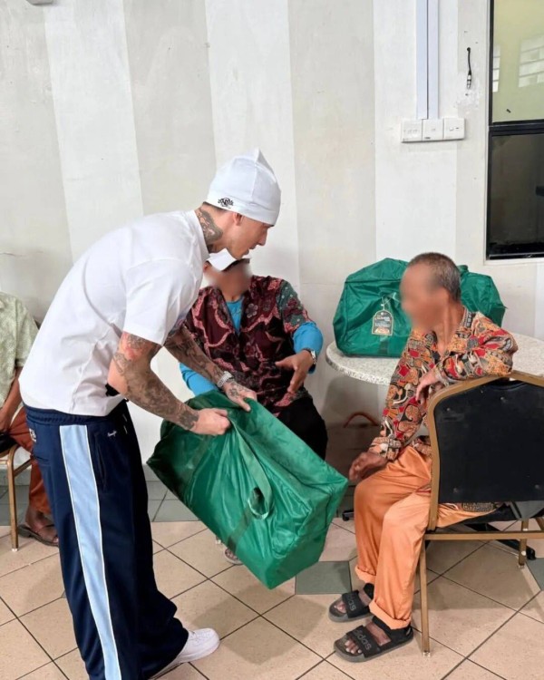 Central Cee 的中文名应该叫“单楚曦”