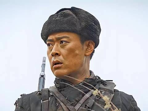 志愿军为了潜入敌占区，乔装成战俘入城 ！