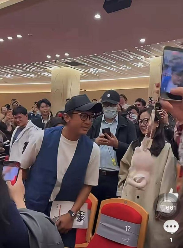 初代跑男合体“炸场”，邓超捧场陈赫最新主演话剧《艺术》引关注