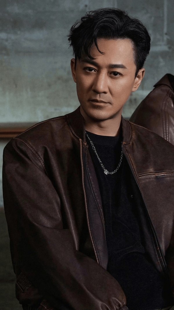 林峯回应TVB强收艺人社交帐号：没有了解过这件事