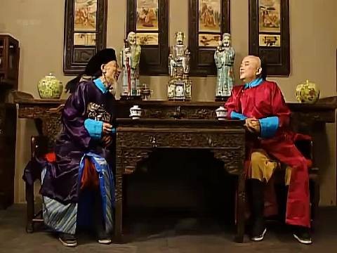 老头83岁了还不想辞官退休,竟求和珅帮他篡改年龄