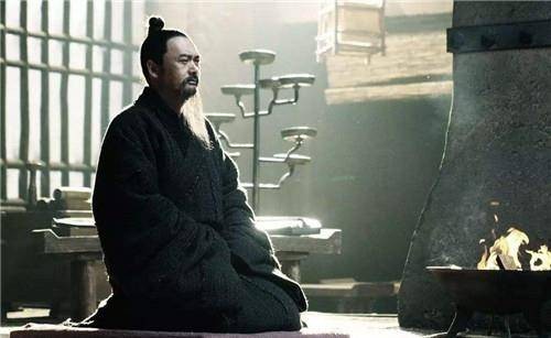 他与孔子齐名，学生比孔子多，孔子上位后却将他诛杀，他做错了啥