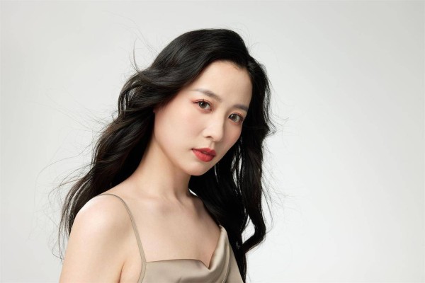 已婚女人疯狂想一个男人,最真实表现,是这个,反而不会直接联系