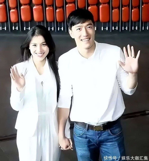 和刘翔离婚后,她离开上海,和母亲相依为命,如今35岁仍是单身