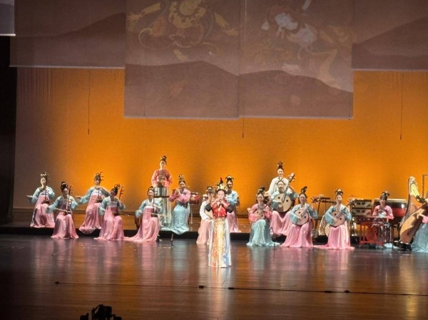 四川交响乐团“天姿国乐”，在国家大剧院第三届“国乐之春”奏响