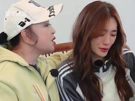 李小冉结婚十年未育真相曝光，向太陈岚一语道破