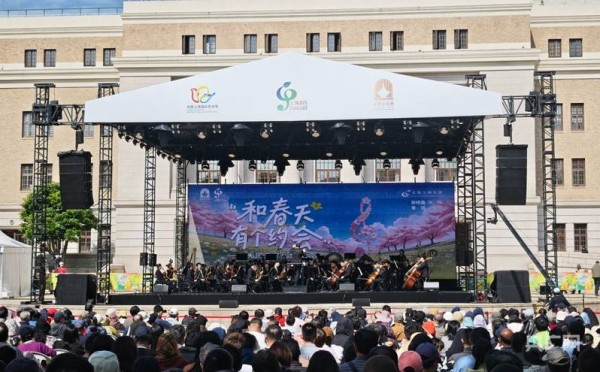 开票15秒抢光！上海城市草坪音乐会“春之声”启幕