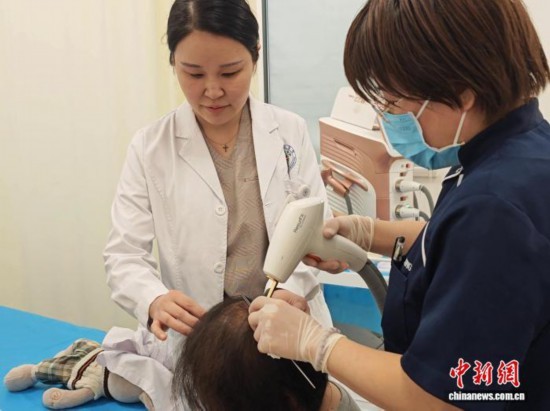 春季脱发高发 专家提醒警惕脏腑失衡隐患