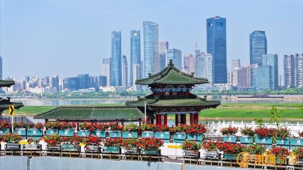 江右时评丨以阅读为媒，铺就文旅融合发展之路