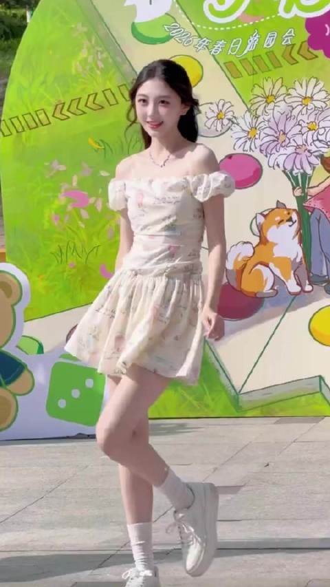 你们不光喜欢小姐姐跳舞，也要帮我点点赞