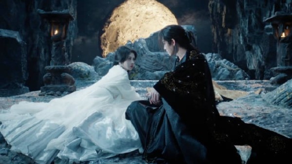 月鳞绮纪寄灵逆转时空拯救爱人露芜衣