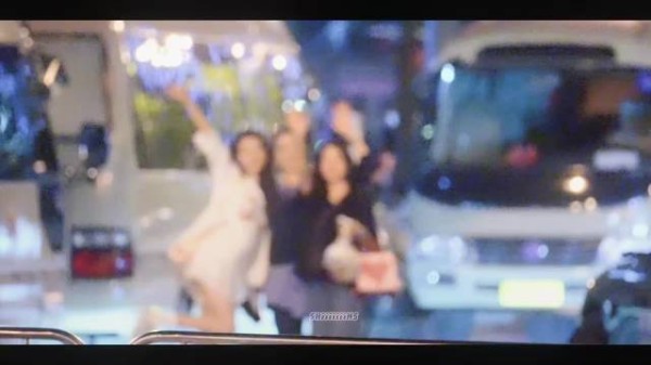 孙怡下班偷比耶被拍，与江语晨范玮琪同组备战二公