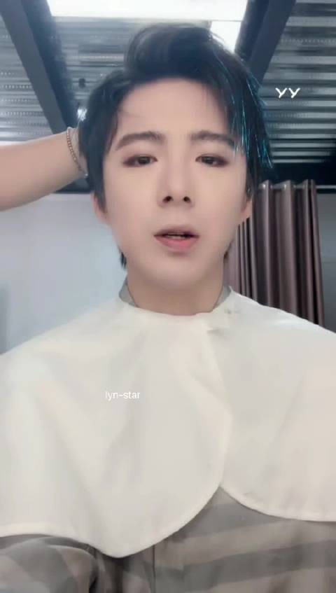 不在身边 就在心尖 一边搬砖 一边想宁