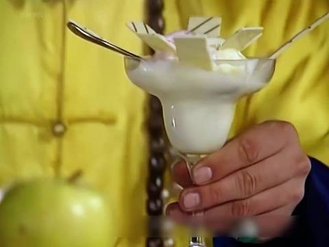 其实我现在吃冰淇淋也会下意识吹口气