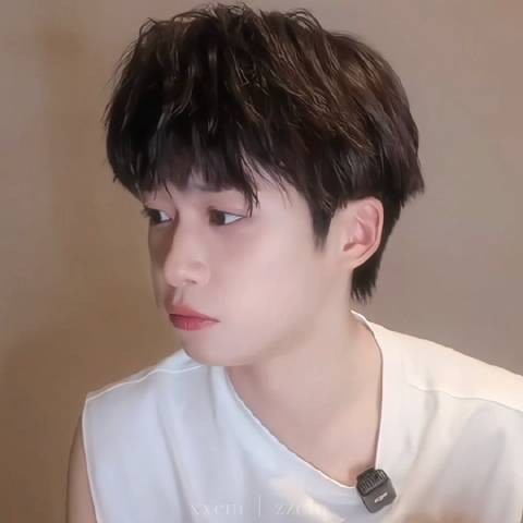 女朋友这种生物 真是太狡猾了 用可爱做武器 让我心甘情愿投降