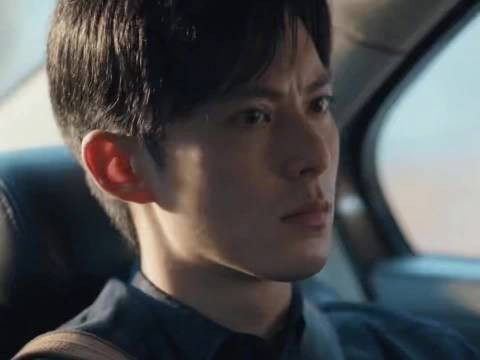 潘粤明手写戏亲自上阵字迹工整惊艳