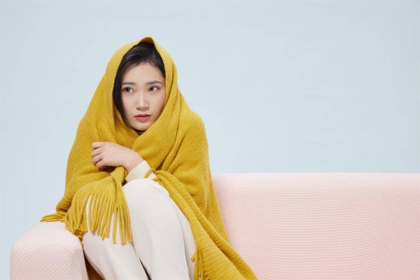 女人一旦和有婚男人在一起，心里想的是这个