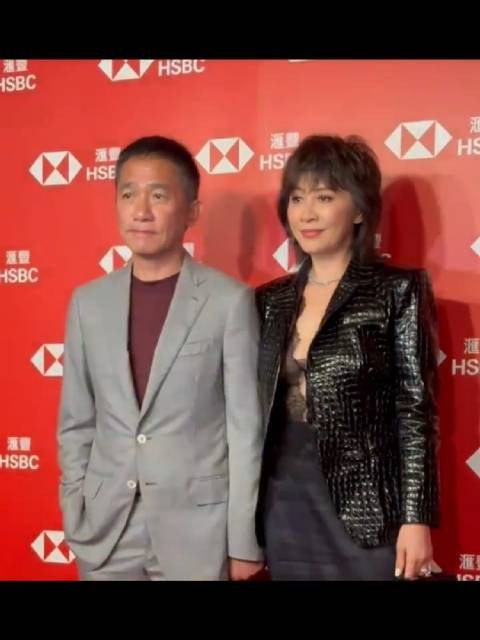 梁朝伟刘嘉玲近40年分工默契，社恐影帝与社牛女王的互补人生