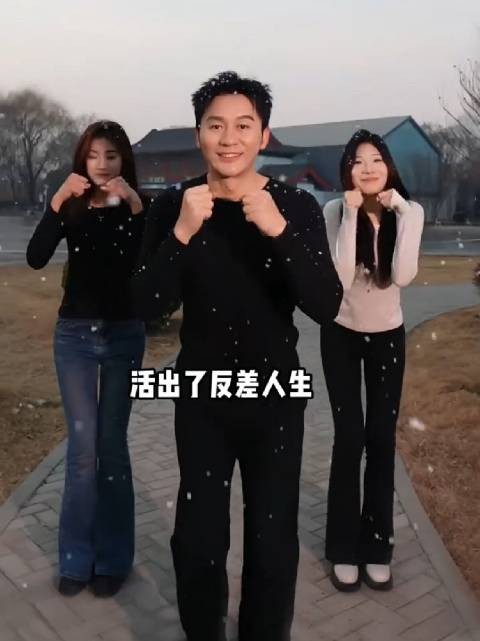同是亲兄妹,为何李晨闯娱圈风光无限,妹妹被守护身后当隐身人?