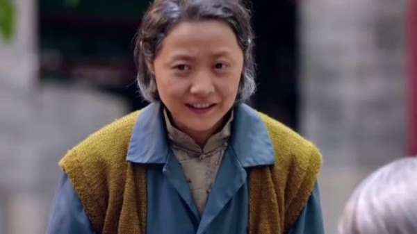 芝麻胡同:林翠卿跟着女儿女婿去上海，院里老伙计个个哭成泪人 何冰 刘蓓 王欧