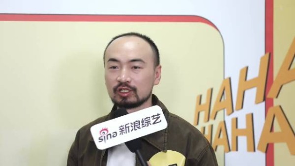 接梗超快，有时候接得比专业的脱口秀演员还快 好期待