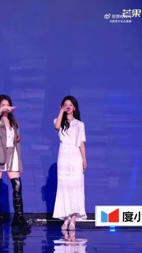 陈瑶的气质就是这么优雅,这是她在浪姐最贴的造型
