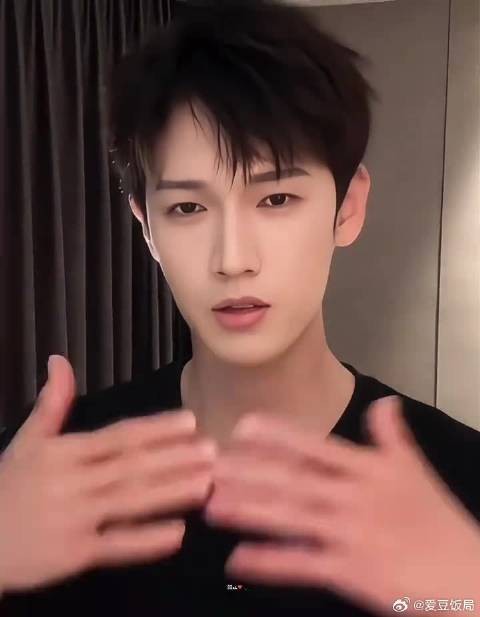李昀锐孟子义互动引热议