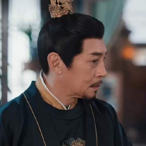 老宅燃起烈焰，谁见了不心头一颤？