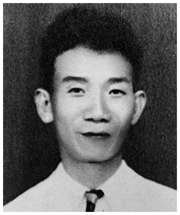 友人回忆:郁达夫的夫人曾为戴笠打胎,郁达夫至死不知