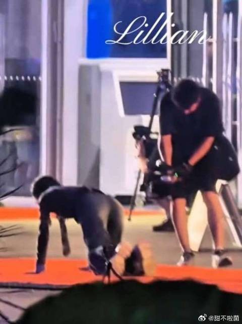 跑男奇葩出场方式，疯狂手抖