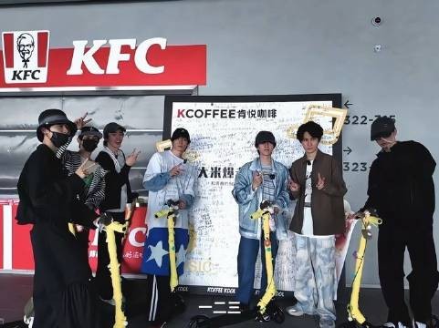 踏过我们共同丈量过的旅程